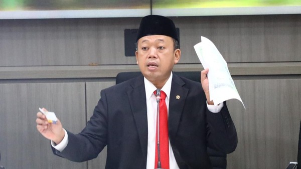 Nusron Wahid: Tanah Negara Terlantar Dicaplok, Ada Apa?