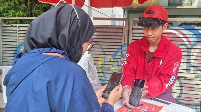 QRIS: Rahasia Sukses Bisnis, Dari Cilok Hingga Jutawan