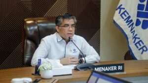 Sistem Outsourcing Bermasalah? Menaker Ungkap Fakta Mengejutkan!