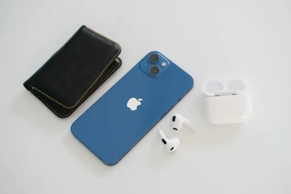 Harga iPhone 13 iBox Juni 2025: Mulai Langka, Segera Cek!