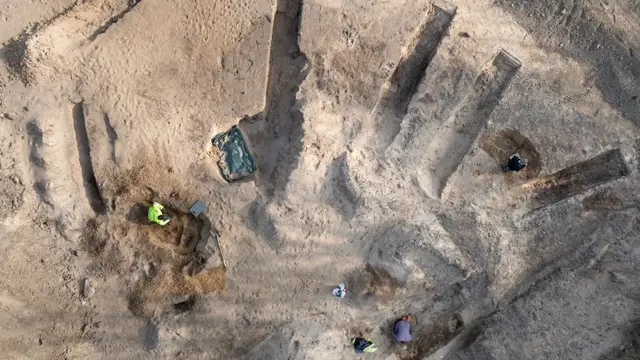 Makam Viking Denmark: Rahasia Raja Bluetooth Terungkap?