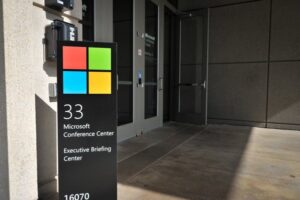 AI Hemat Biaya Microsoft, Nasib Karyawan Terancam?