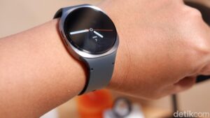 Uji Coba Galaxy Watch8: Pelatih Lari & Antioksidan Canggih