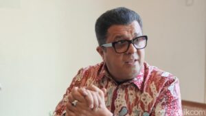 WhatsApp & CS: Operator Tuntut Layanan Berkualitas Prima