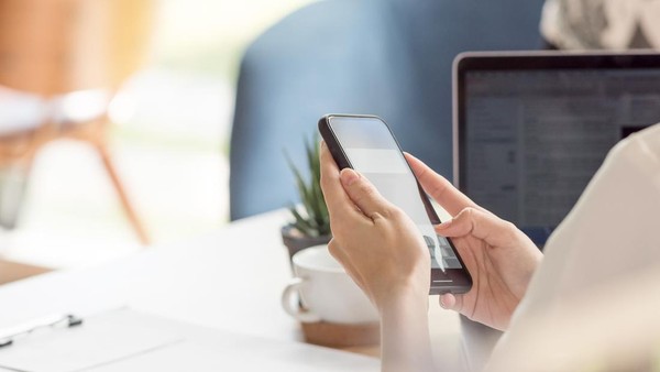 iPhone vs Android: Umur Baterai Lebih Lama, Buktinya?